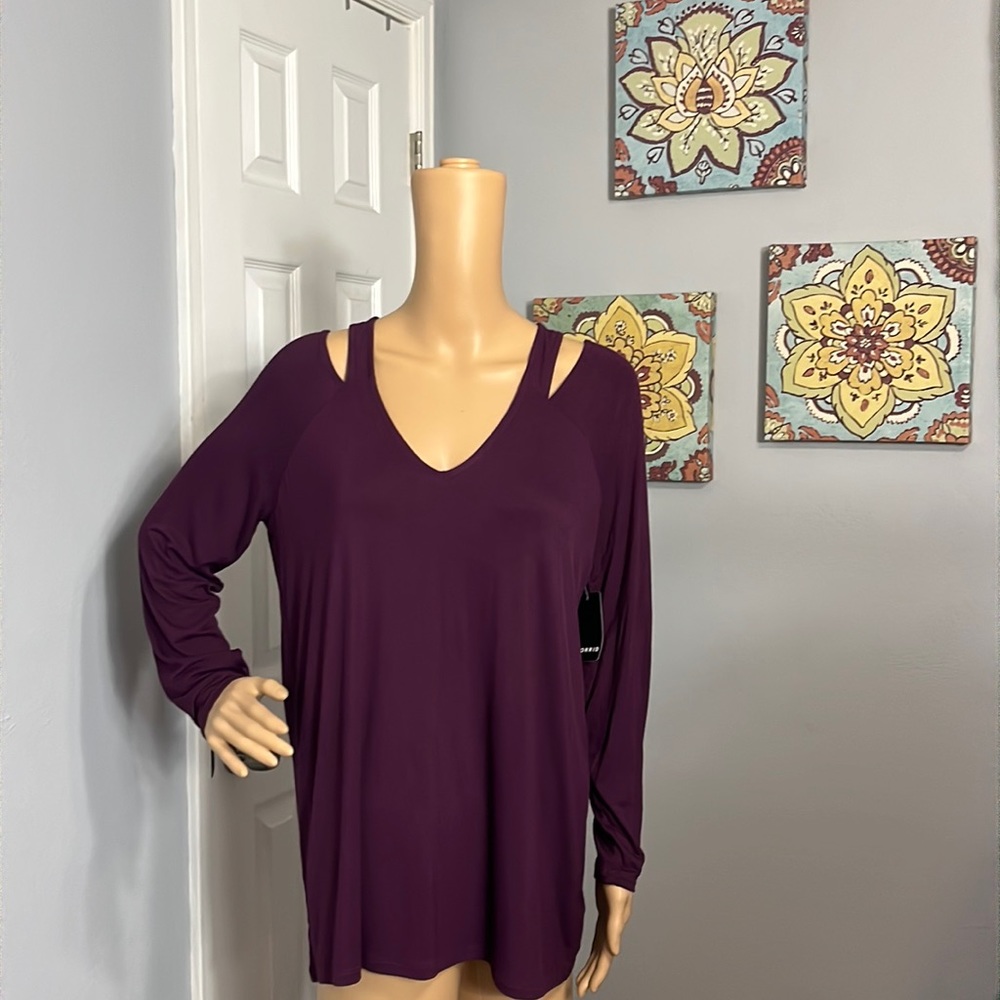 NWT TORRID  Maroon Long Sleeve Super Soft Cut Out Cold Shoulder Knit Top